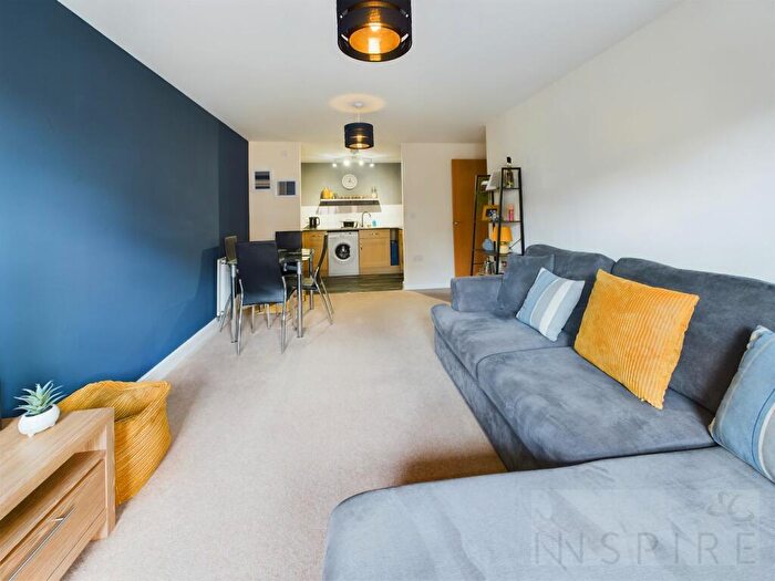 2 Bedroom Flat For Sale In Commonwealth Drive, Howlands Court, RH10