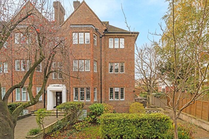 1 Bedroom Flat For Sale In Tudor Close, Belsize Park, NW3