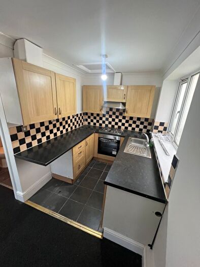 1 Bedroom Flat To Rent In Heath Park Road, Romford, RM2