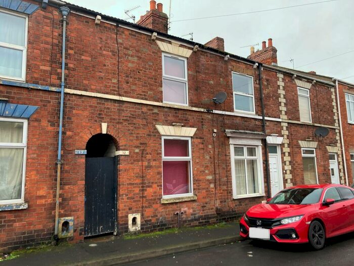 2 Bedroom House To Rent In Norton Street, Grantham, NG31