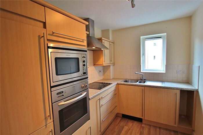 2 Bedroom Apartment To Rent In Wenallt Mansions, Heol Llinos, Thornhill, Cardiff, CF14