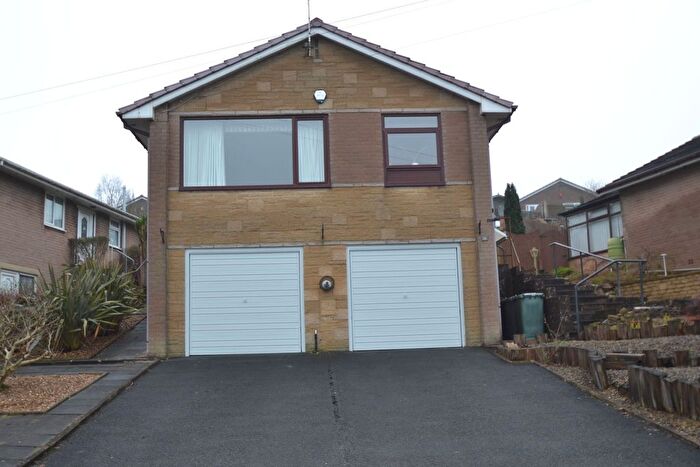 1 Bedroom Detached House For Sale In Oaklands, Idle, Bradford, BD10