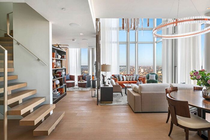 3 Bedroom Flat To Rent In Upper Ground, London, SE1