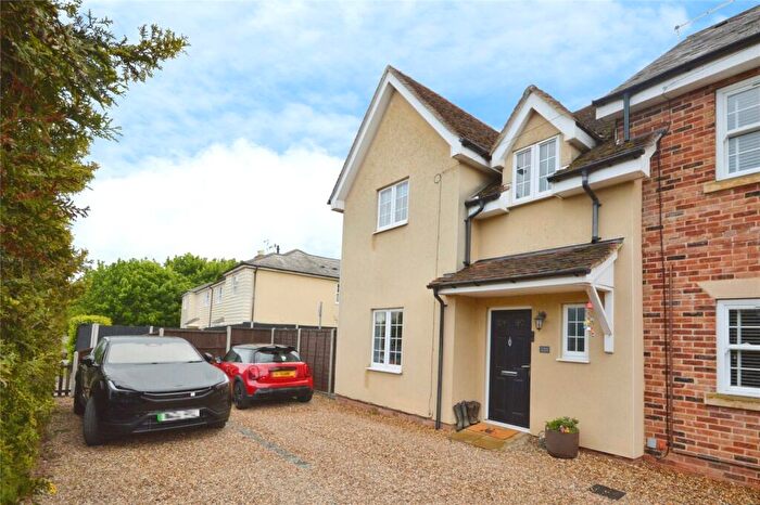 4 Bedroom End Of Terrace House For Sale In Cambridge Road, Sawbridgeworth, Hertfordshire, CM21