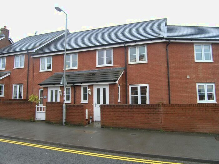 3 Bedroom House To Rent In Station Road, Royal Wootton Bassett, Swindon, SN4