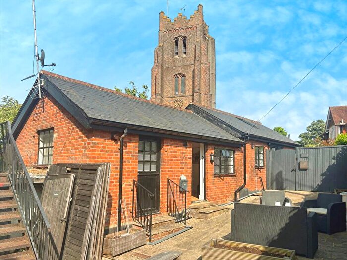 1 Bedroom Bungalow For Sale In Star Mews, Ingatestone, Essex, CM4