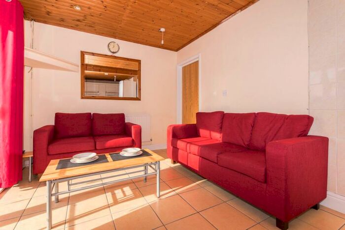 1 Bedroom House To Rent In Shipman Avenue, Canterbury, CT2