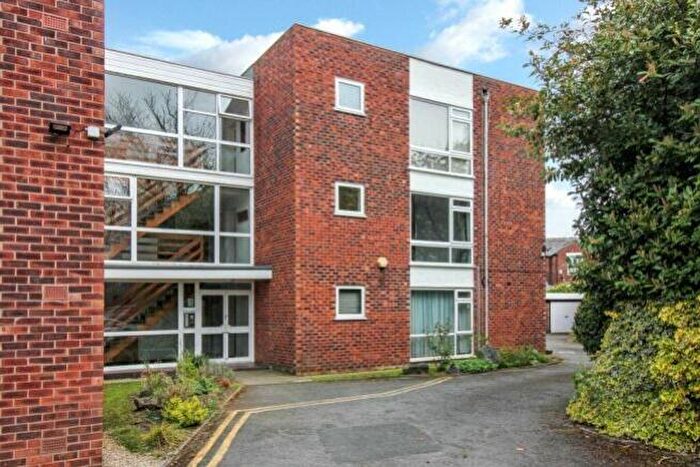 1 Bedroom Flat To Rent In Shanklin House, Shanklin Close, Chorlton, M21