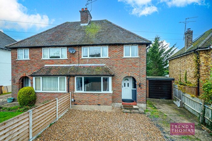 3 Bedroom Semi-detached House For Sale In Woodland Road, Maple Cross, WD3