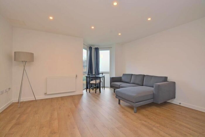 1 Bedroom Flat To Rent In William Court, Greenwich High Road, Greenwich, London, SE10