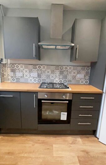 3 Bedroom House To Rent In Whitehouse Road, Sheffield, S6