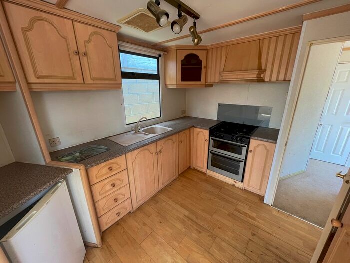 2 Bedroom Mobile/park Home To Rent In Carbrooke Lane, Shipdham, Thetford, IP25