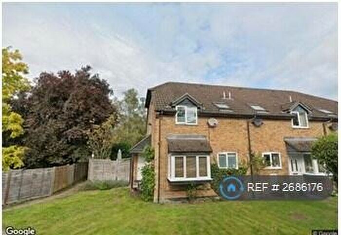 1 Bedroom Terraced House To Rent In Byron Close, Twyford, Reading, RG10