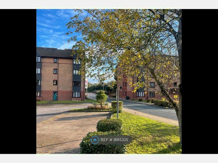 Studio To Rent In Cricketers Close, Erith, DA8