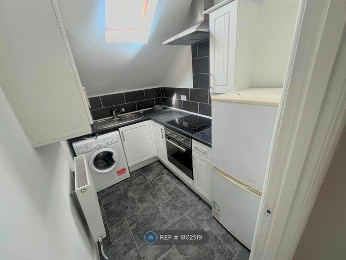 1 Bedroom Flat To Rent In York Road, Hartlepool, TS26