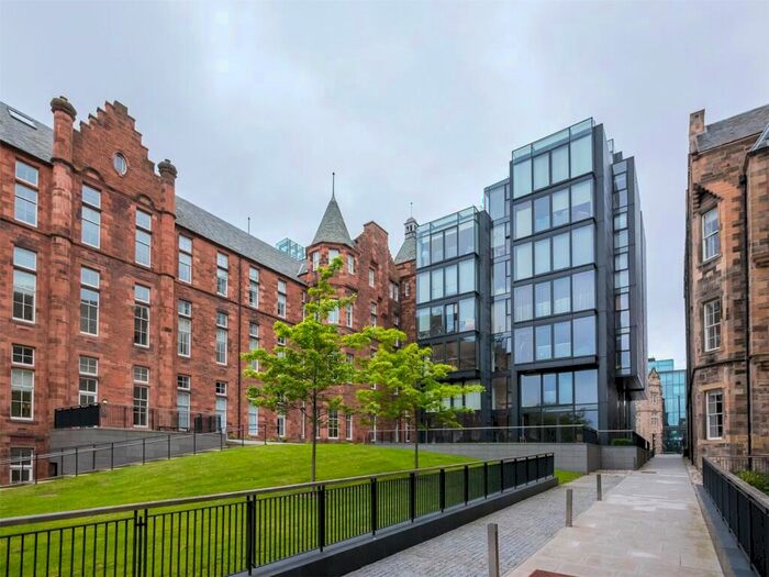 2 Bedroom Flat To Rent In Simpson Loan, Edinburgh, EH3