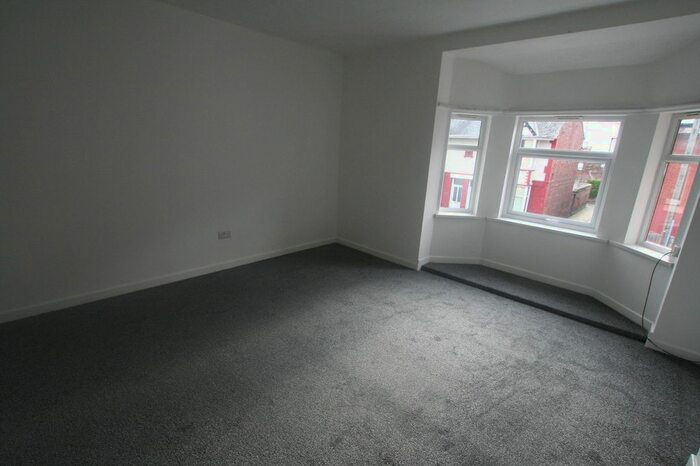 1 Bedroom Flat To Rent In Exeter Road, Ellesmere Port, Cheshire., CH65