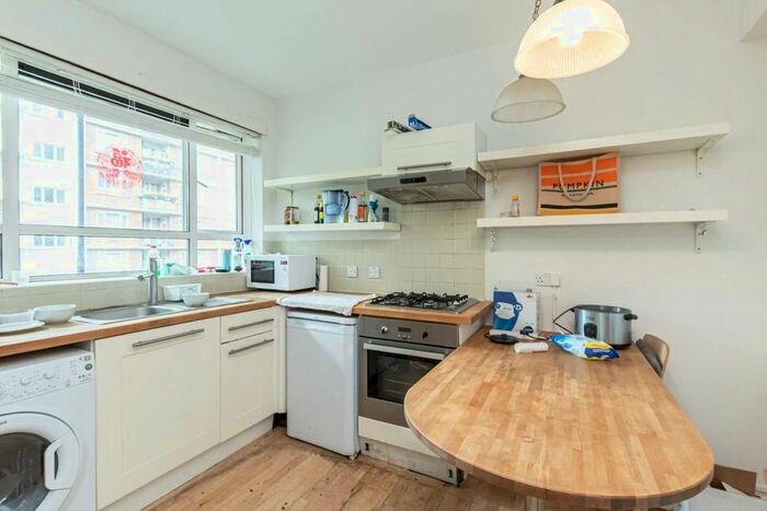 2 Bedroom Flat To Rent In New North Street, London, WC1N