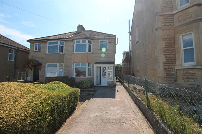 3 Bedroom Property To Rent In Sladebrook Road, Bath, BA2