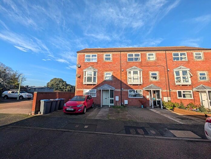 1 Bedroom Flat To Rent In Old Foundry Place, Leiston, IP16