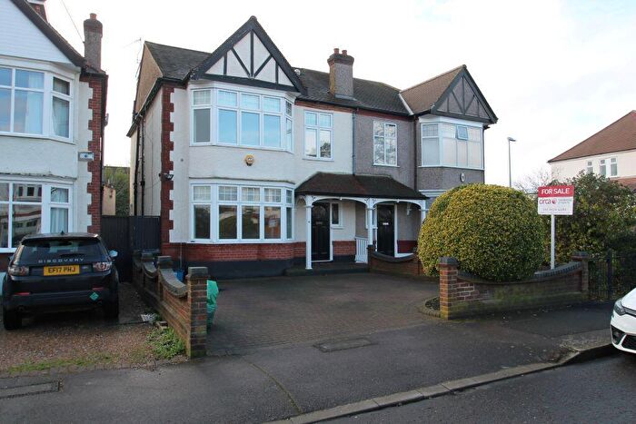 5 Bedroom Semi Detached House For Sale In Seagry Road, London, E11