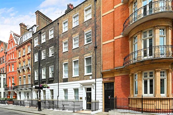 1 Bedroom Flat To Rent In Welbeck Street, Marylebone, W1G