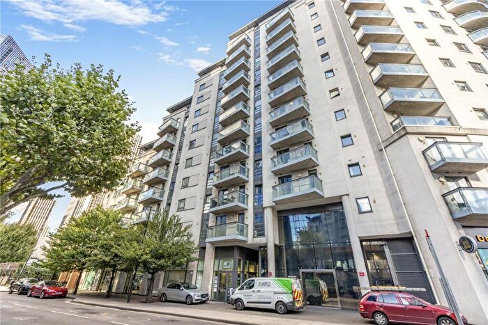 1 Bedroom Apartment To Rent In Limeharbour, London, E14
