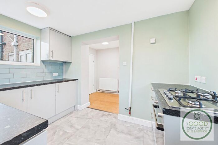 2 Bedroom Semi-detached House For Sale In Rotherfield Road, Sunderland, SR5