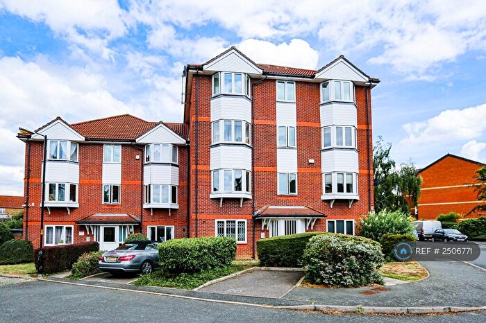 2 Bedroom Flat To Rent In Rossetti Road, London, SE16