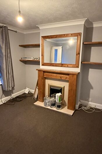 2 Bedroom Terraced House To Rent In Station Road, Gillingham, ME8
