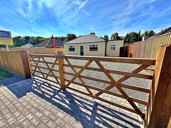 3 Bedroom Detached Bungalow For Sale In Sea Lane, North Cotes, Grimsby, N.E. Lincs, DN36