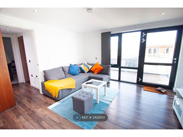 2 Bedroom Flat To Rent In Ridley House, Birmingham, B1