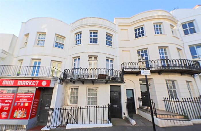 2 Bedroom Flat To Rent In Norfolk Square, Brighton, BN1
