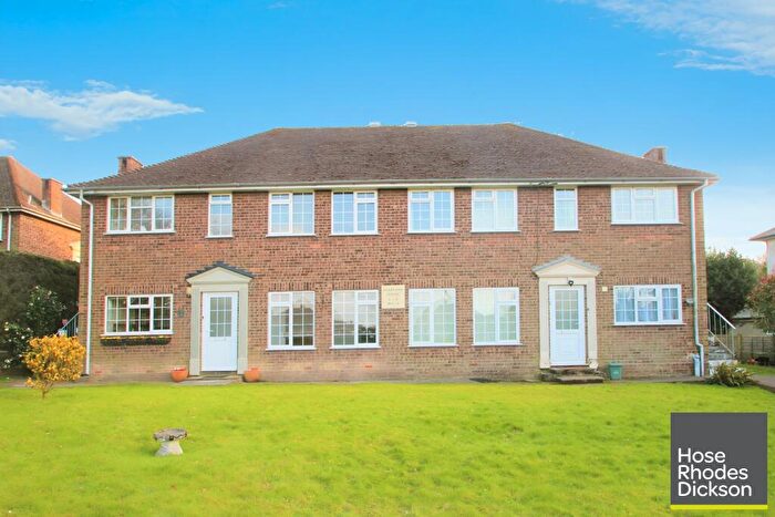 2 Bedroom Maisonette To Rent In Staplers Road, Newport, PO30