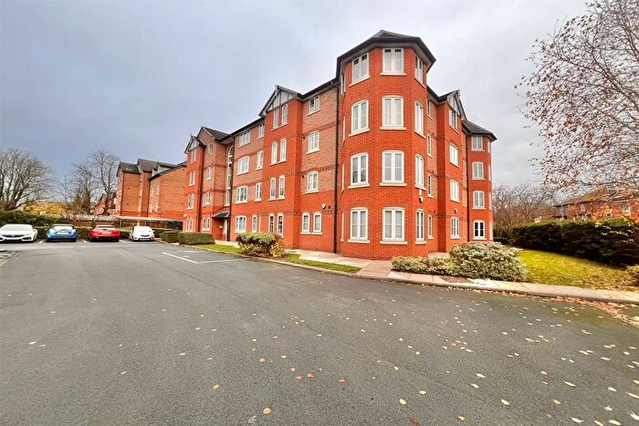 2 Bedroom Flat To Rent In Wilmslow Road, Didsbury, Manchester, M20