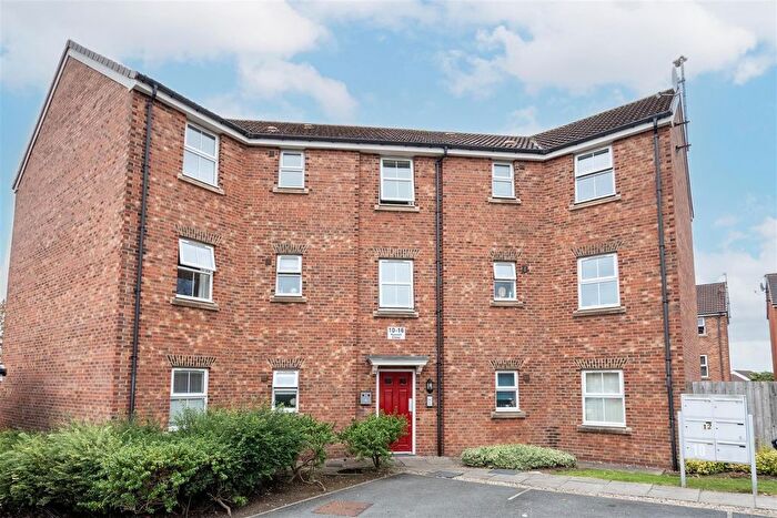 2 Bedroom Flat For Sale In Russell Close, Wallsend, NE28