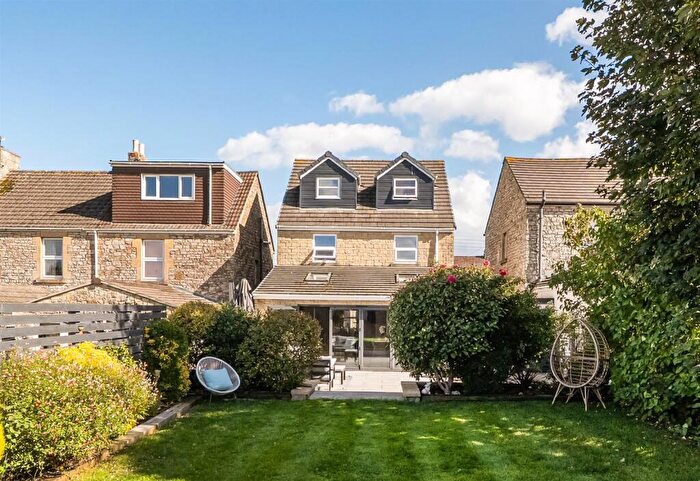 4 Bedroom Detached House For Sale In Salisbury Road, Paulton, Bristol, BS39