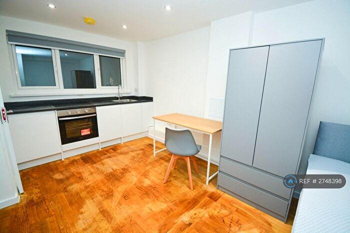 Studio To Rent In Edwin Street, London, E16