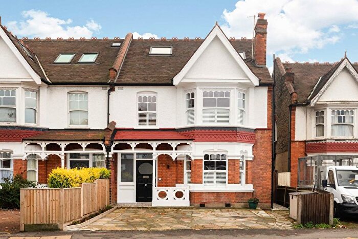 5 Bedroom Semi-Detached House To Rent In Worple Road, London, SW20