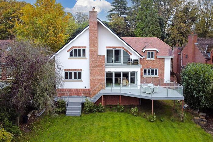 5 Bedroom Detached House For Sale In Sands Lane, Elloughton, HU15