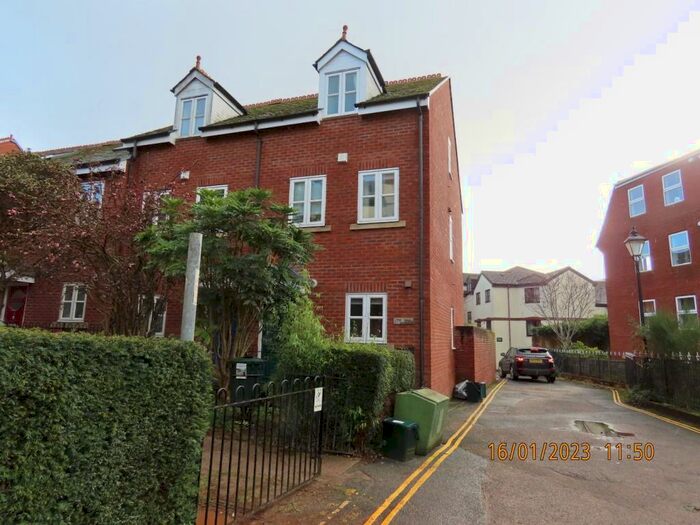 4 Bedroom House To Rent In Friernhay Street, Exeter, EX4