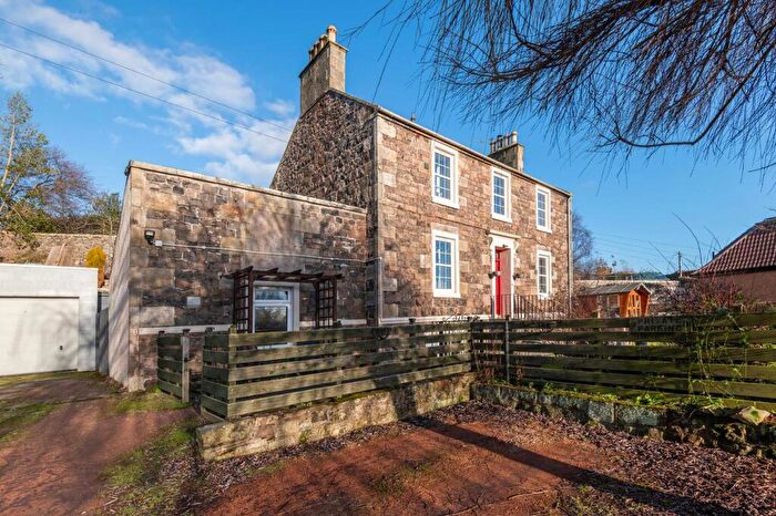 2 Bedroom Flat For Sale In Meadow Road, Leuchars, St Andrews, KY16