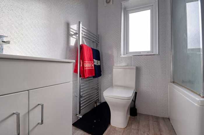 3 Bedroom Terraced House For Sale In Trinity Court, Broughton, Brigg, DN20