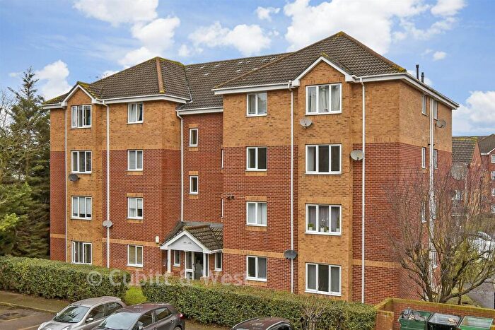 1 Bedroom Flat For Sale In Franklin Way, Croydon, Surrey, CR0