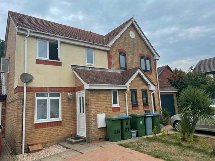 3 Bedroom House To Rent In Dundonald Close, Southampton, SO19