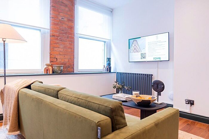 2 Bedroom Flat To Rent In The James, Manchester, M4