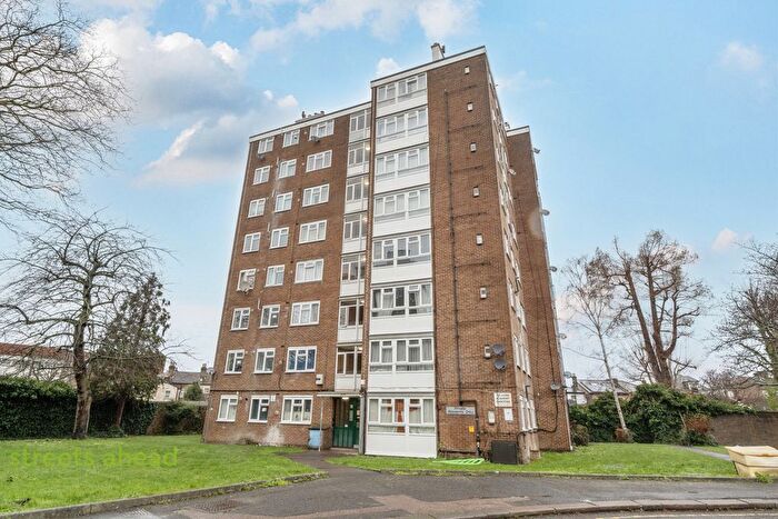 1 Bedroom Flat For Sale In Academy Gardens, Croydon, CR0