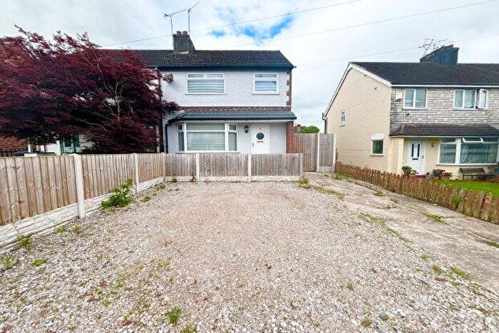 3 Bedroom Semi-Detached House To Rent In Kronsbec Avenue, Ellesmere Port, CH66