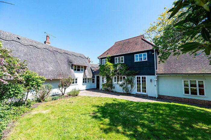 5 Bedroom Detached House To Rent In Kings Court, The Maltings, Dunmow, CM6