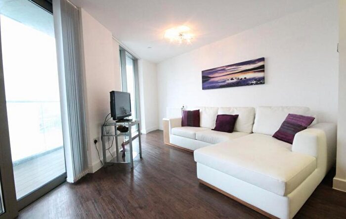 1 Bedroom Flat For Sale In Da Vinci Torre, Loampit Vale, Lewisham, London, SE13